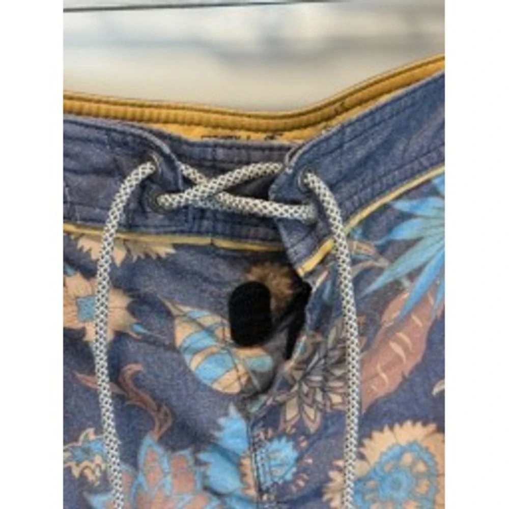 O'Neill‎ Hyperfreak Sprouted Gray Floral Board Shorts Size 33 Drawstring